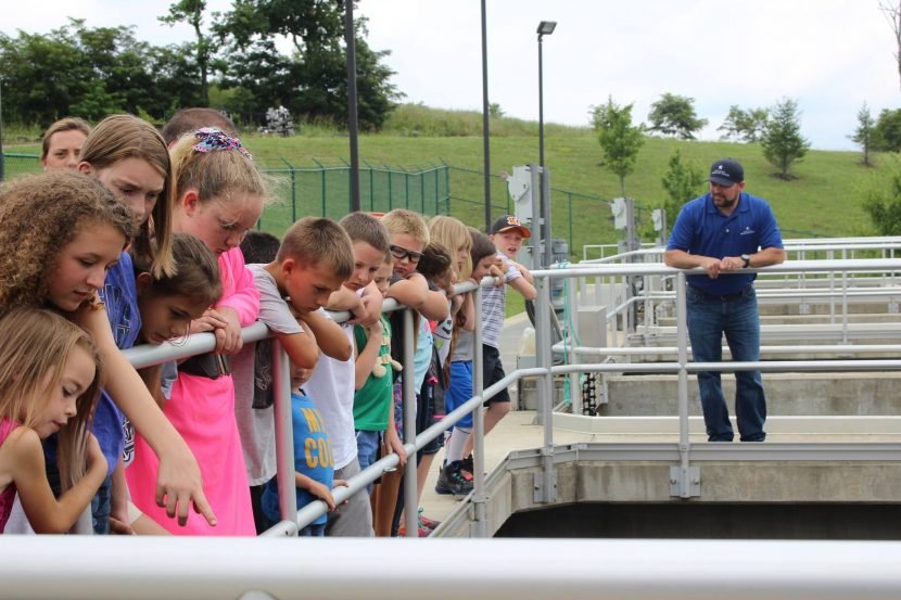 13603707_626709867477496_9170958190842760281_o-830x553